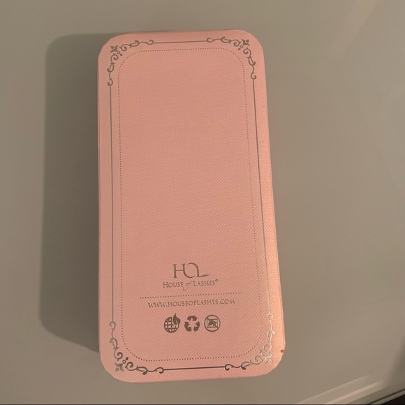 House of Lashes - Partial Set - Picture 2 of 3